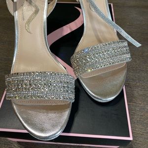 Nina Heeled Strap Sandal